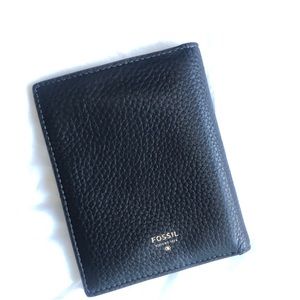 Fossil Passport Holder